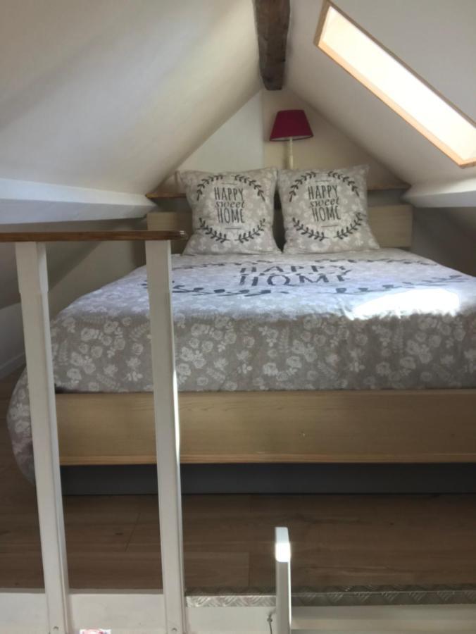 Отель Camping Les Arbois Montjay  Экстерьер фото